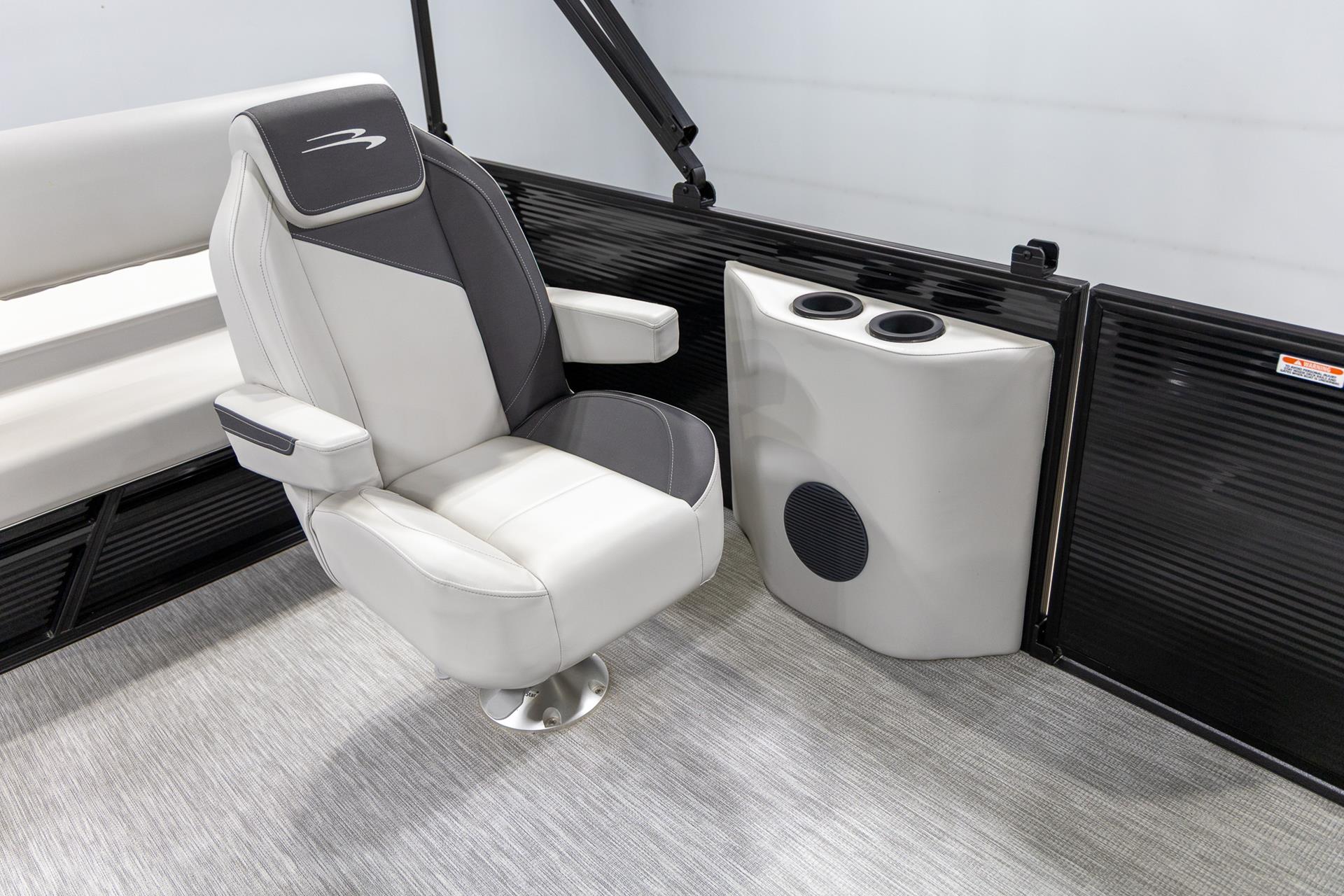 2025 Bennington 22 SSB in Saint Cloud, Minnesota - Photo 15