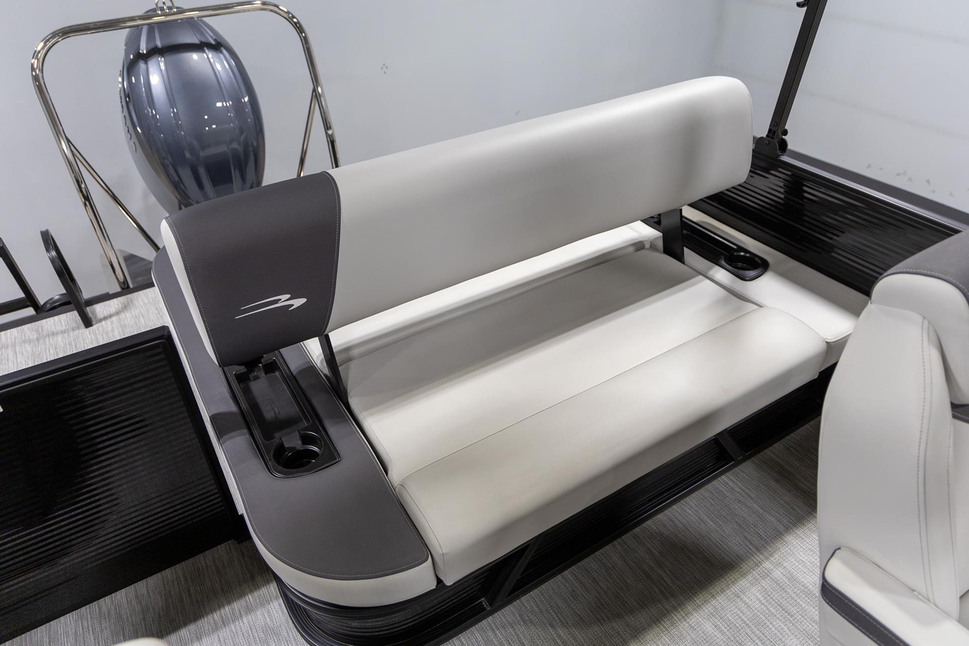 2025 Bennington 22 SSB in Saint Cloud, Minnesota - Photo 21