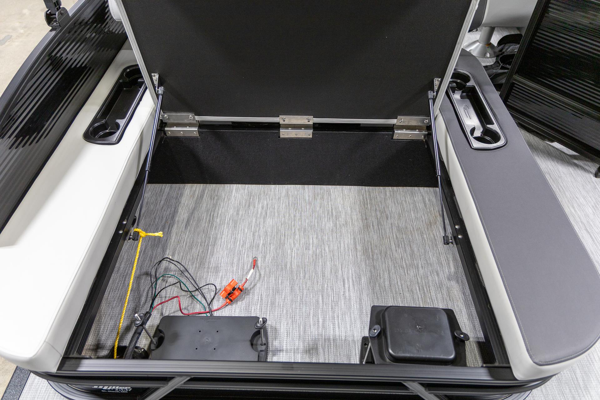 2025 Bennington 22 SSB in Saint Cloud, Minnesota - Photo 24