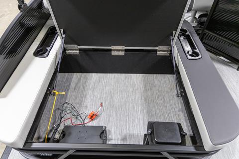 2025 Bennington 22 SSB in Saint Cloud, Minnesota - Photo 24