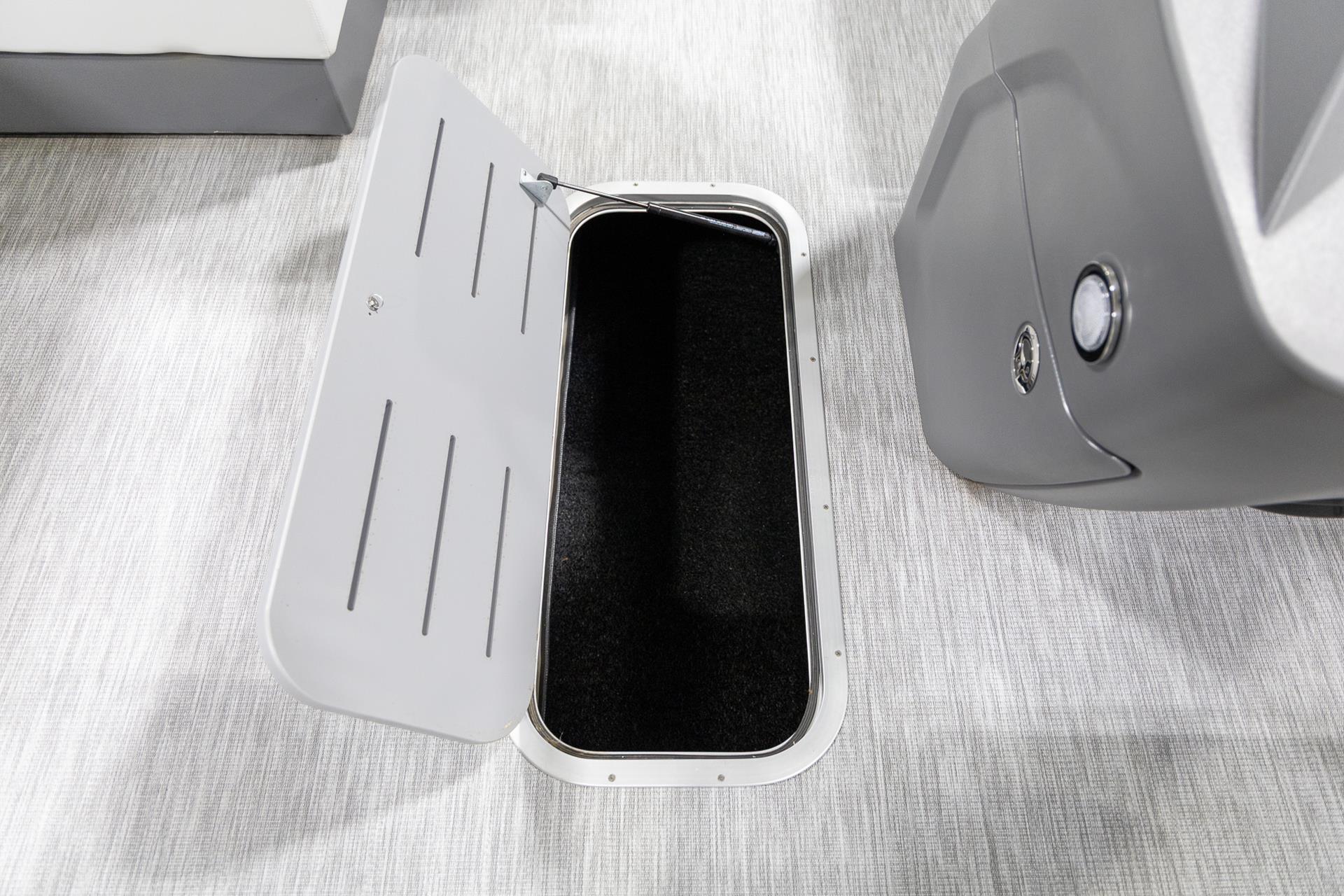 2025 Bennington 22 SSB in Saint Cloud, Minnesota - Photo 27