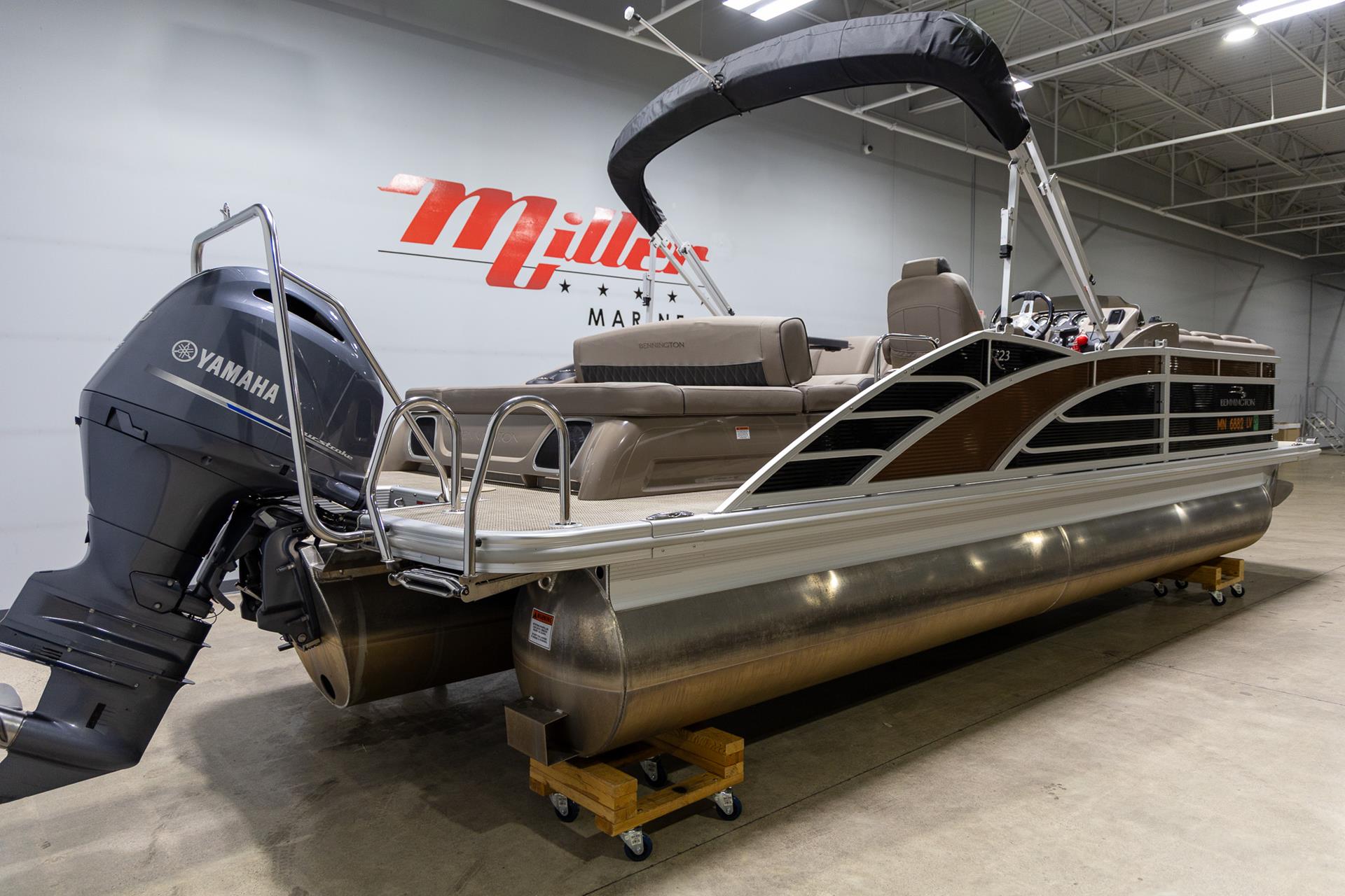 2019 Bennington R 23 RSB in Saint Cloud, Minnesota - Photo 6