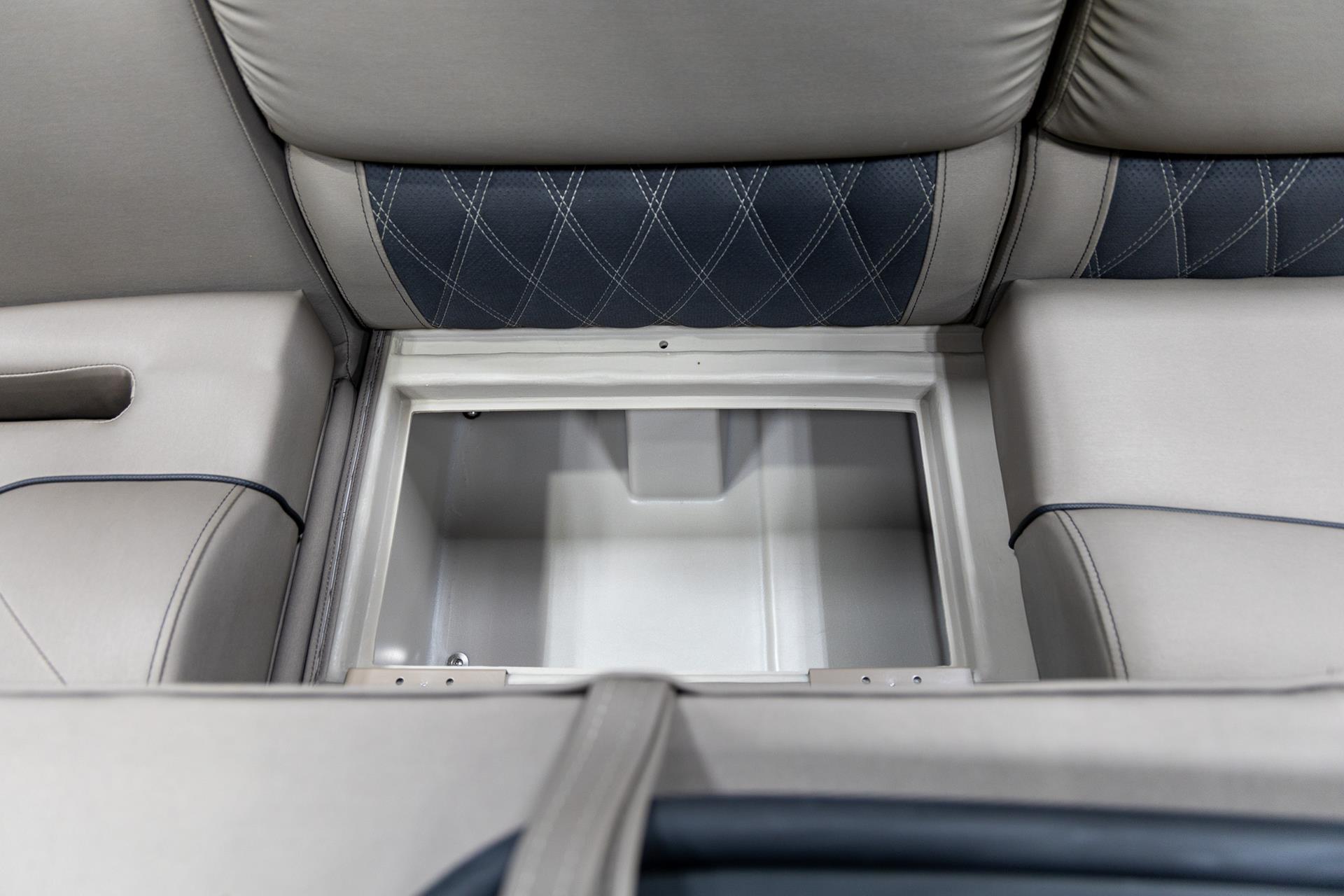 2019 Bennington R 23 RSB in Saint Cloud, Minnesota - Photo 15