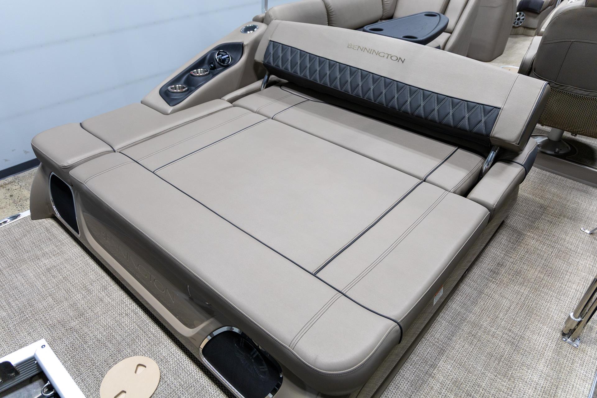 2019 Bennington R 23 RSB in Saint Cloud, Minnesota - Photo 26