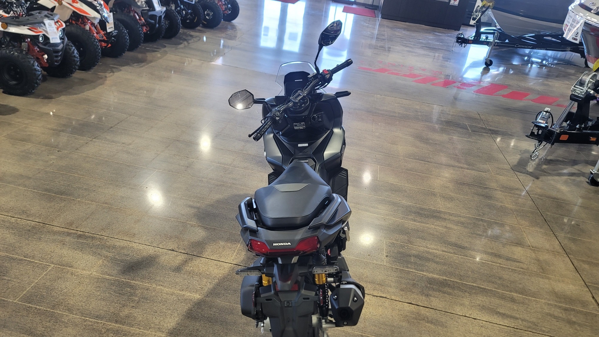 2027 Honda ADV160 4