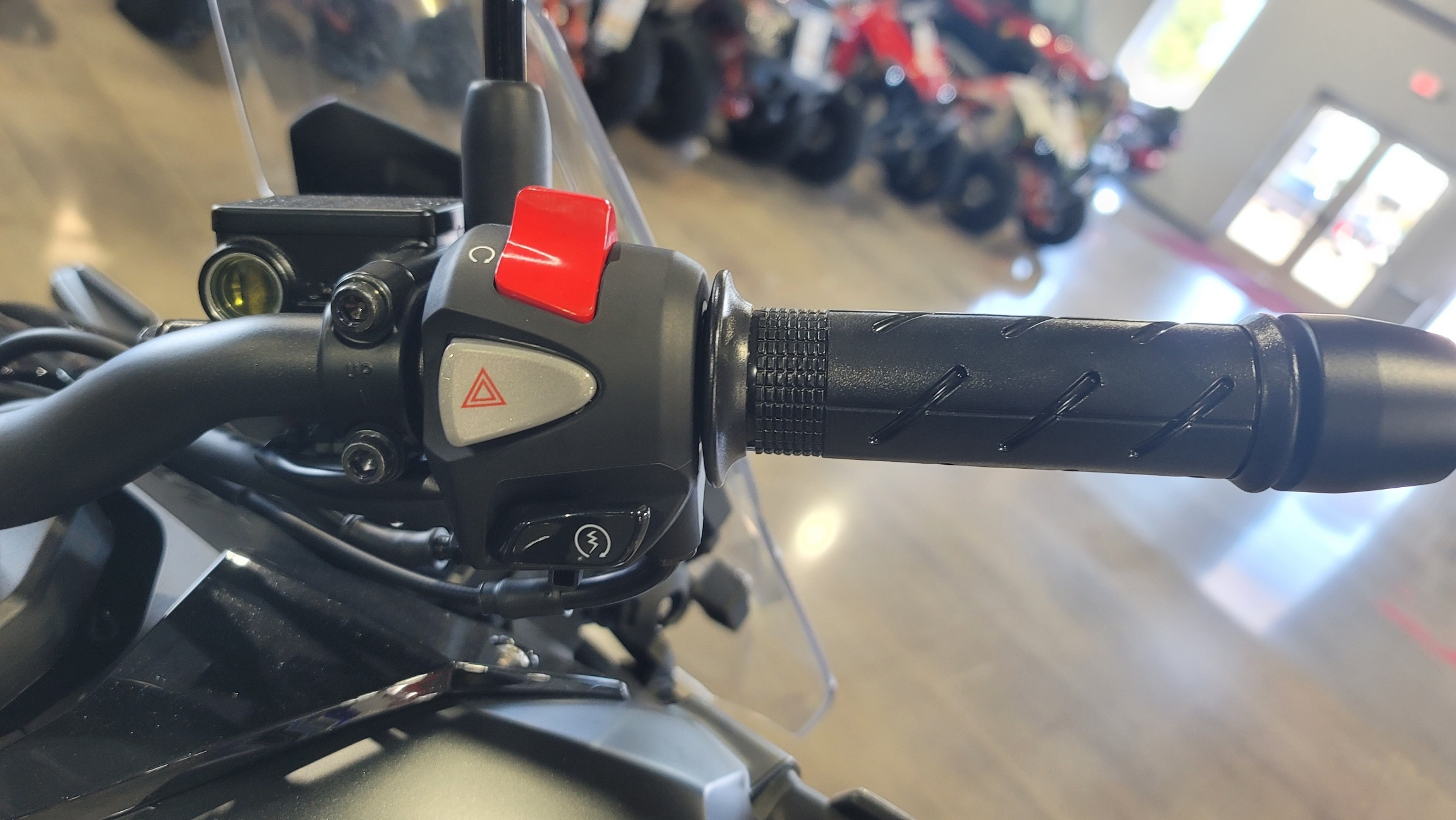 2027 Honda ADV160 11