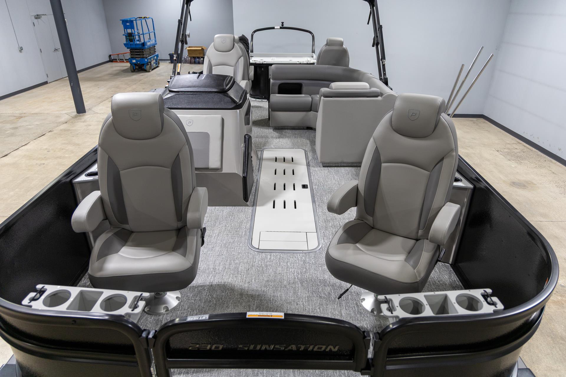 2025 Premier 230 Sunsation Angler 4PT in Saint Cloud, Minnesota - Photo 8