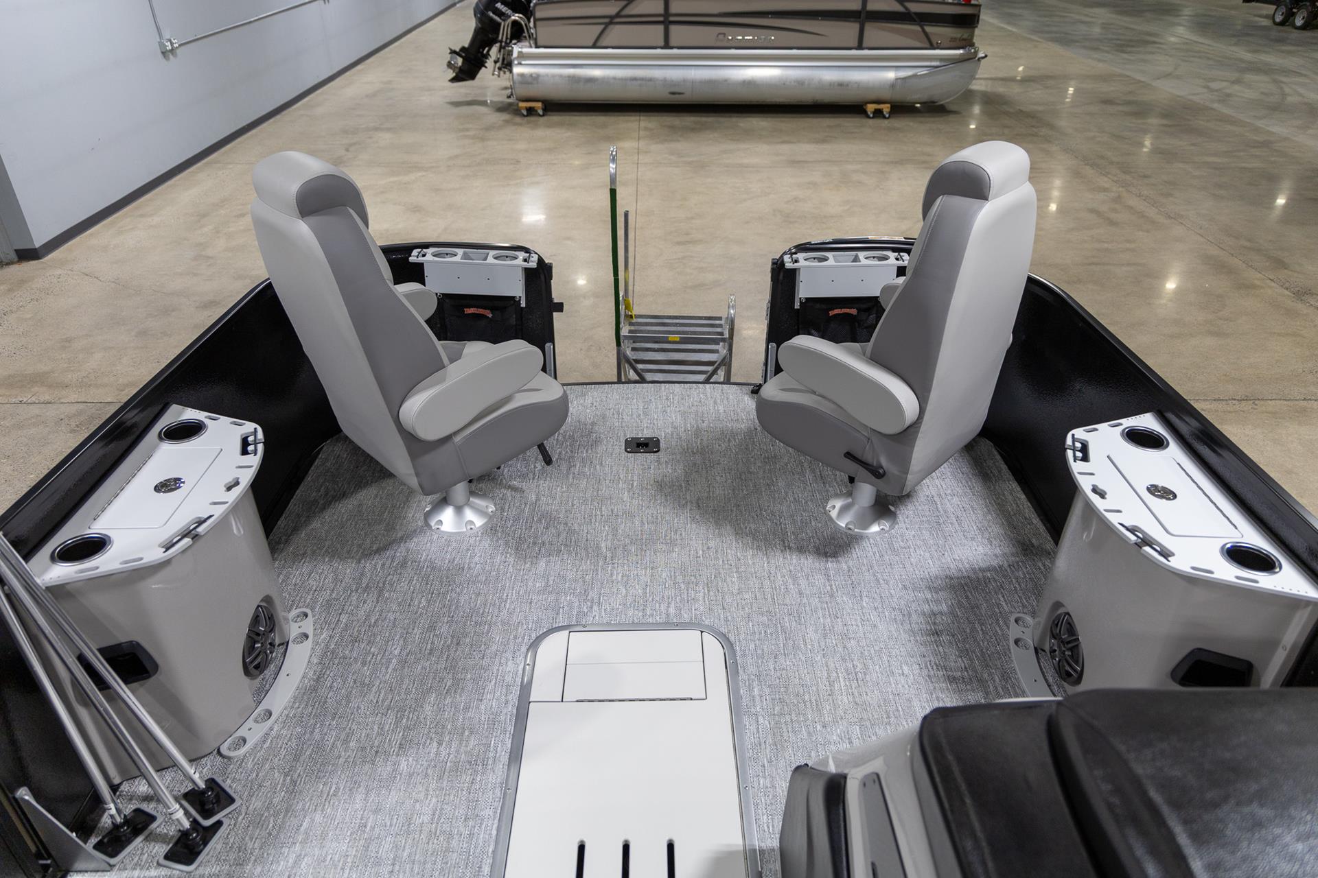 2025 Premier 230 Sunsation Angler 4PT in Saint Cloud, Minnesota - Photo 9