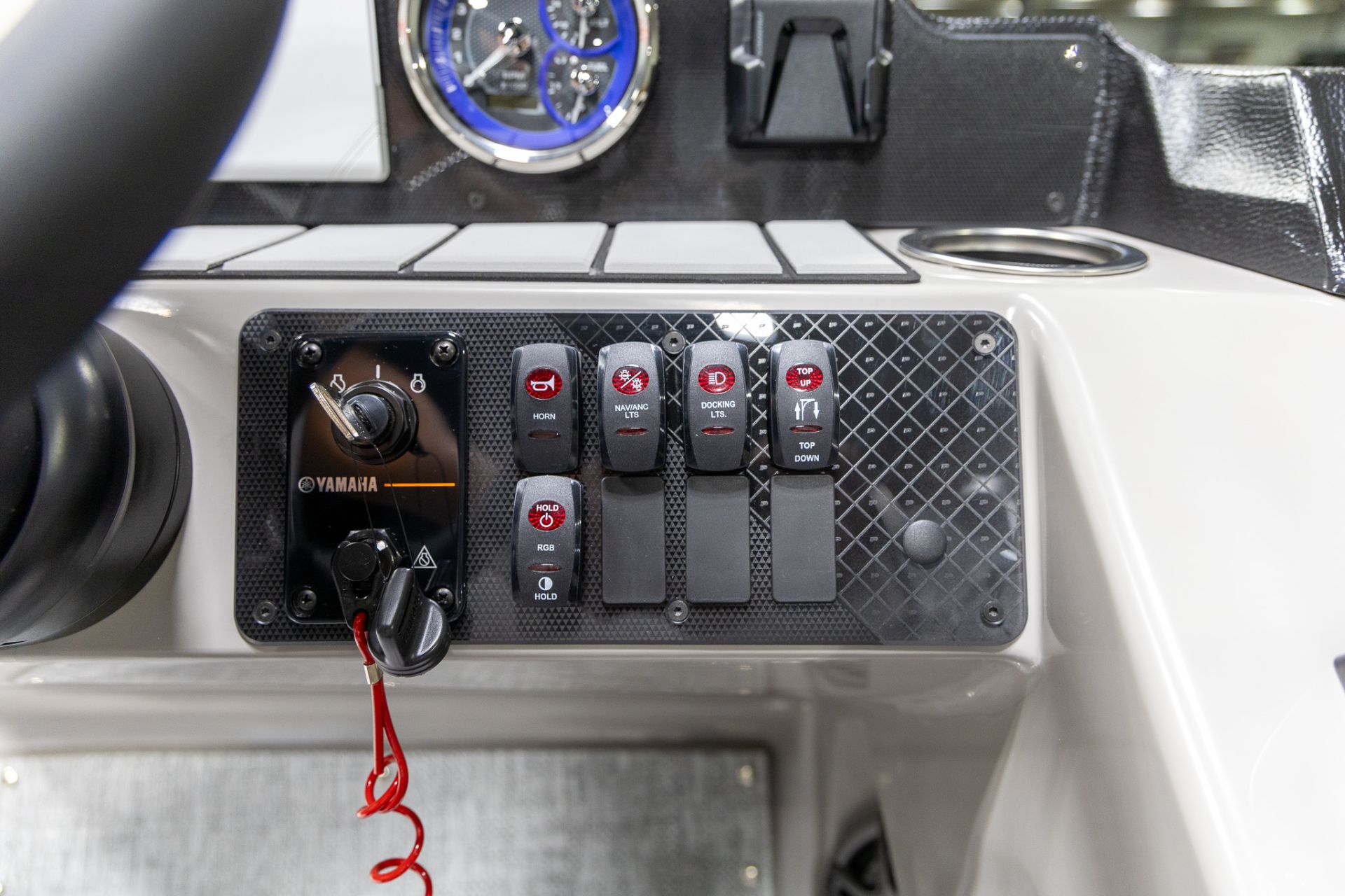 2026 Premier 230 SUNSATION ANGLER 2PT - VF250XB in Saint Cloud, Minnesota - Photo 13