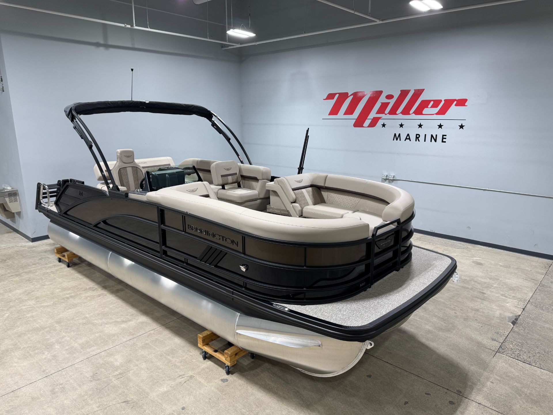 2026 Bennington 22 ML in Saint Cloud, Minnesota - Photo 7