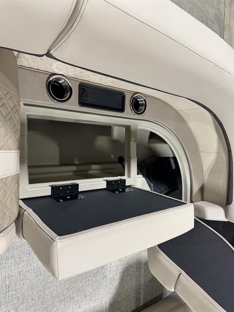 2026 Bennington 22 ML in Saint Cloud, Minnesota - Photo 11