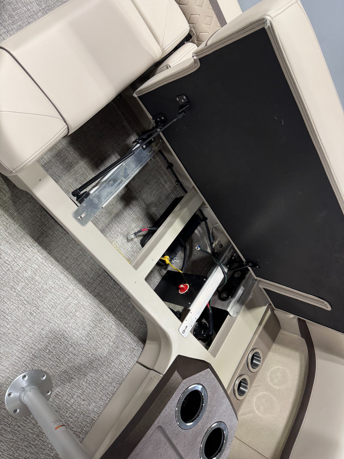 2026 Bennington 22 ML in Saint Cloud, Minnesota - Photo 23