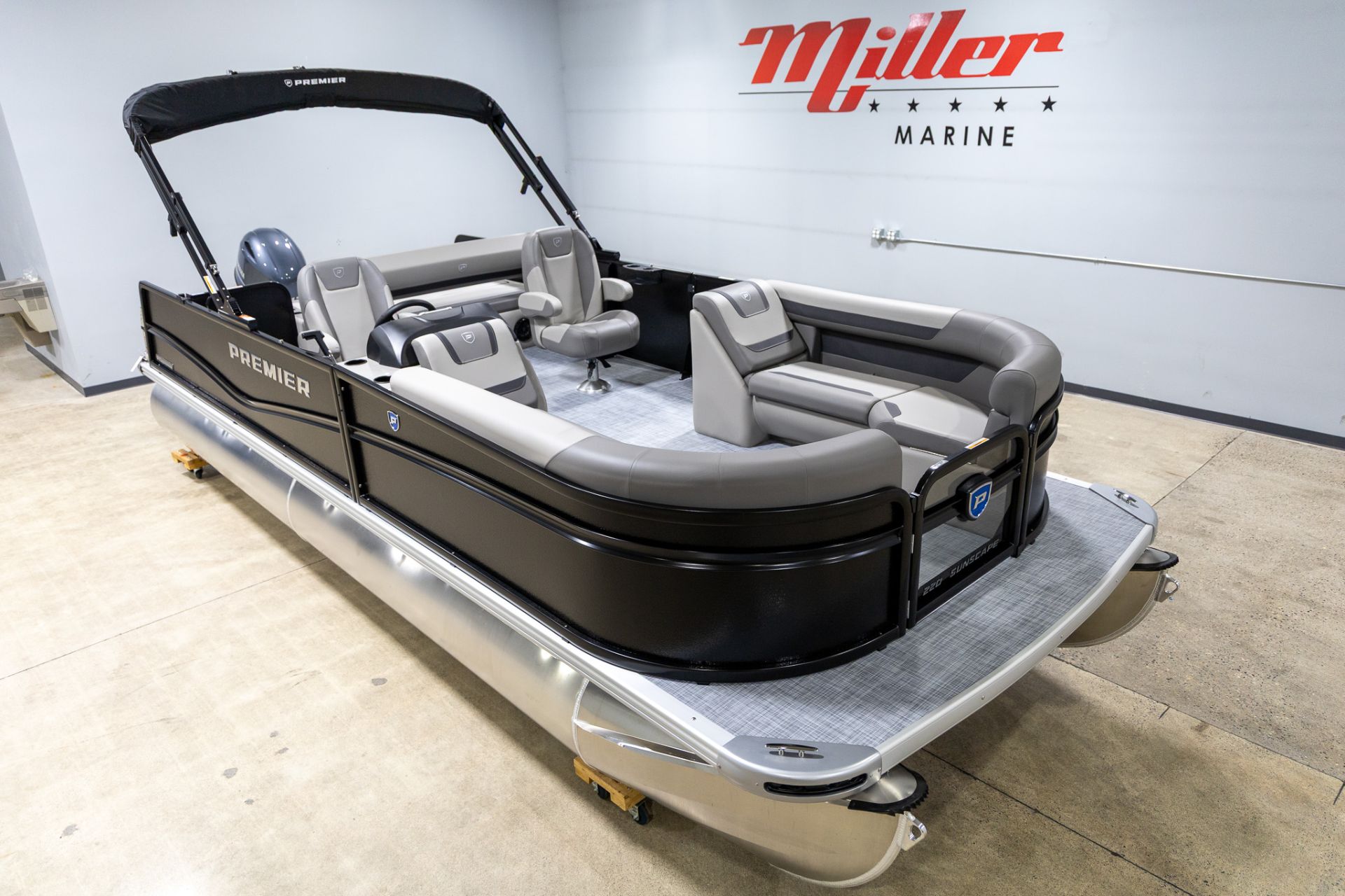 2026 Premier 220 SUNSCAPE RL in Saint Cloud, Minnesota - Photo 1