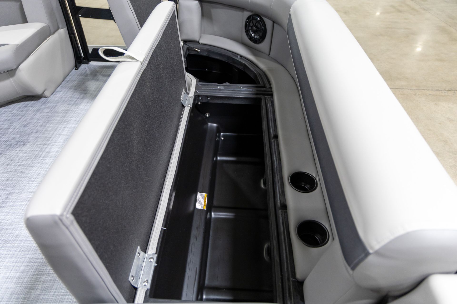 2026 Premier 220 SUNSCAPE RL in Saint Cloud, Minnesota - Photo 15