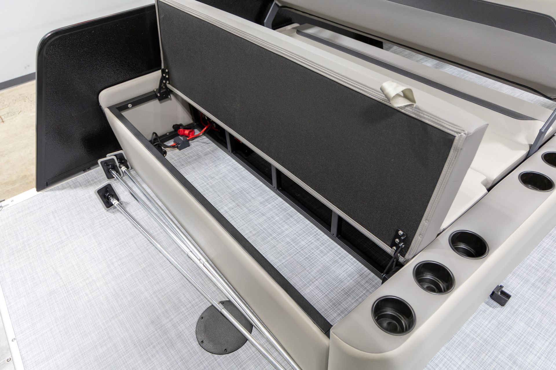 2026 Premier 220 SUNSCAPE RL in Saint Cloud, Minnesota - Photo 24