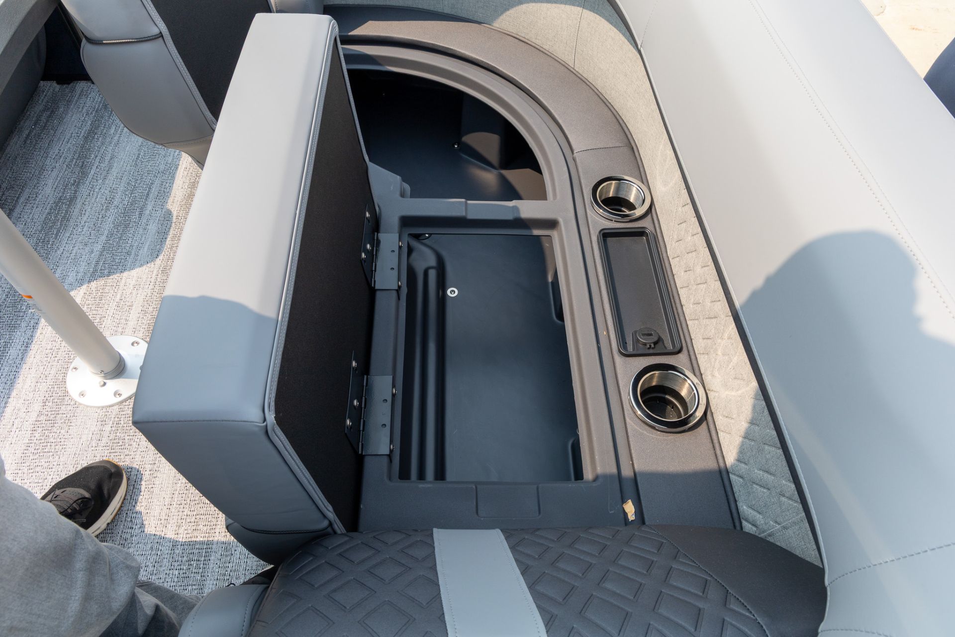 2026 Bennington 22 M - SWINGBACK SPORT in Saint Cloud, Minnesota - Photo 19