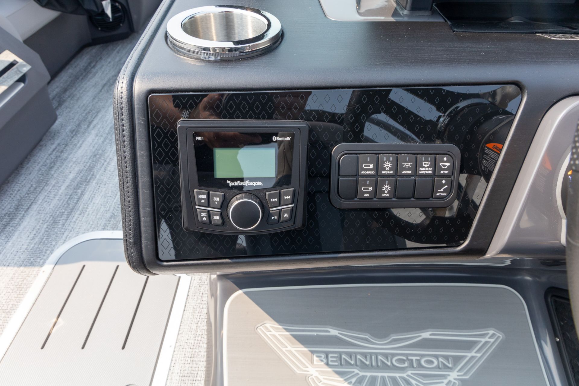 2026 Bennington 22 M - SWINGBACK SPORT in Saint Cloud, Minnesota - Photo 24