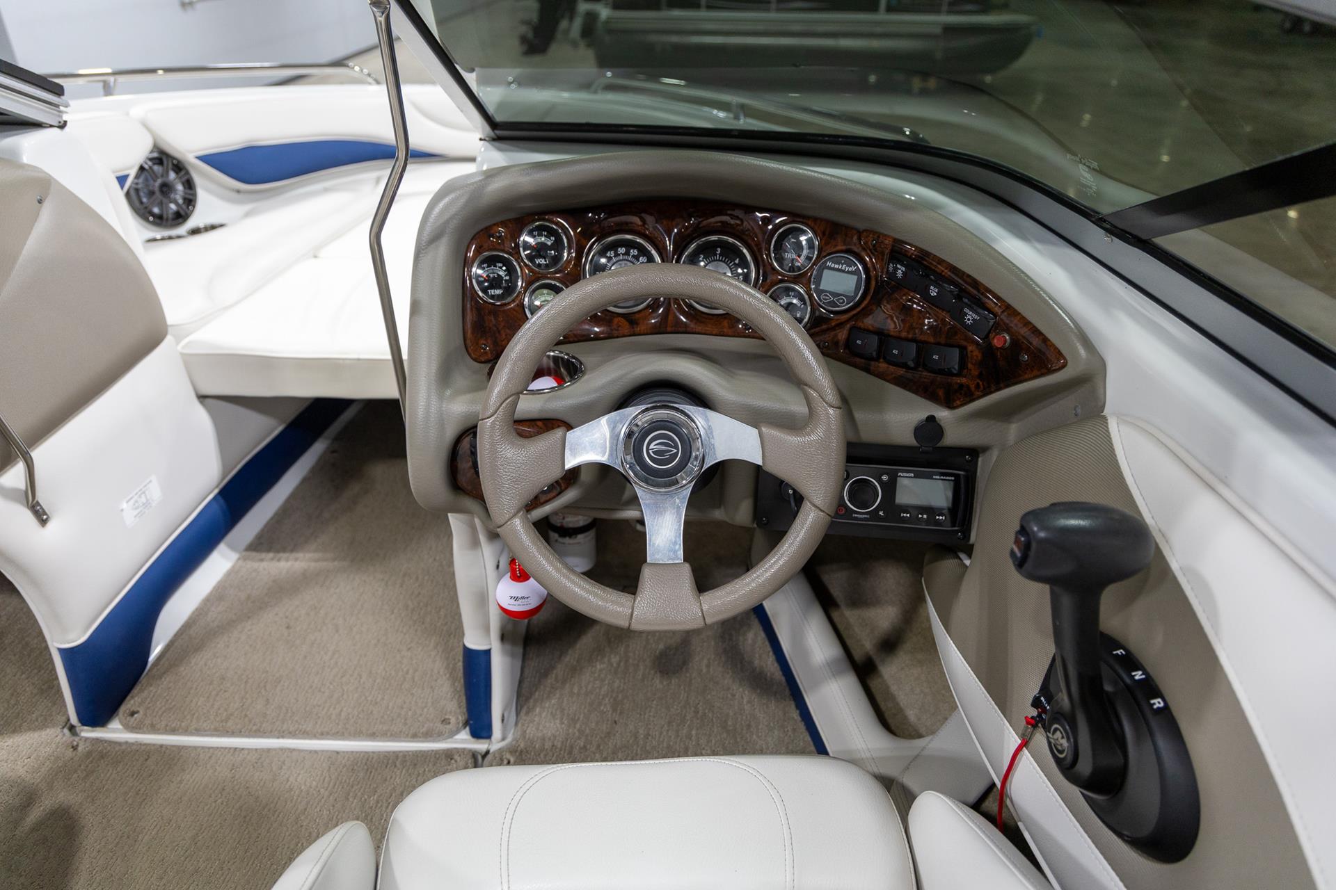 2015 Crownline 21 SS in Saint Cloud, Minnesota - Photo 14