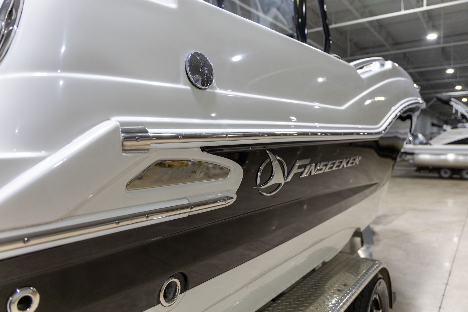 2024 Crownline 210 FS - Mercury 200 Pro XS in Saint Cloud, Minnesota - Photo 7