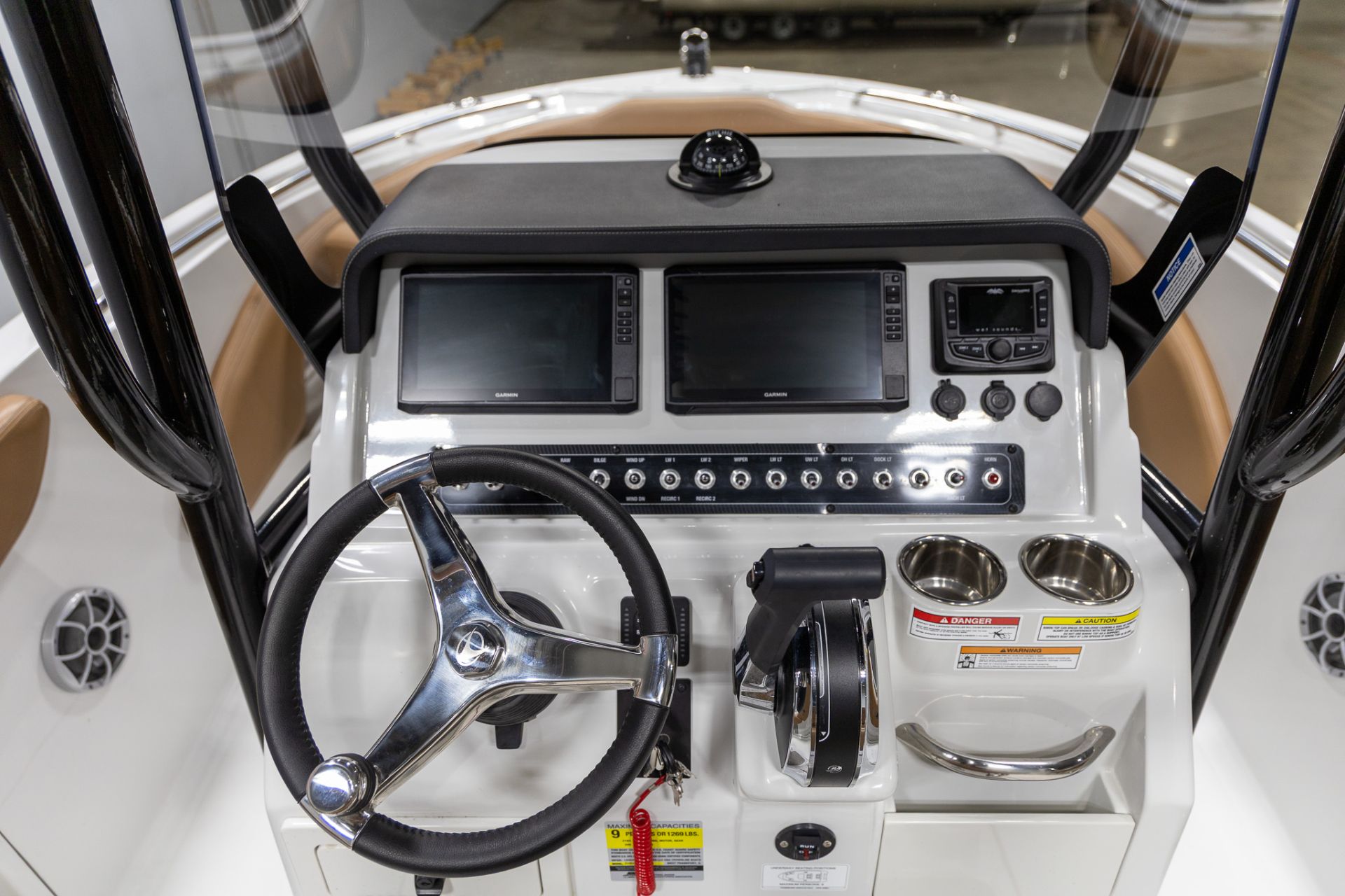 2024 Crownline 210 FS - Mercury 200 Pro XS in Saint Cloud, Minnesota - Photo 9