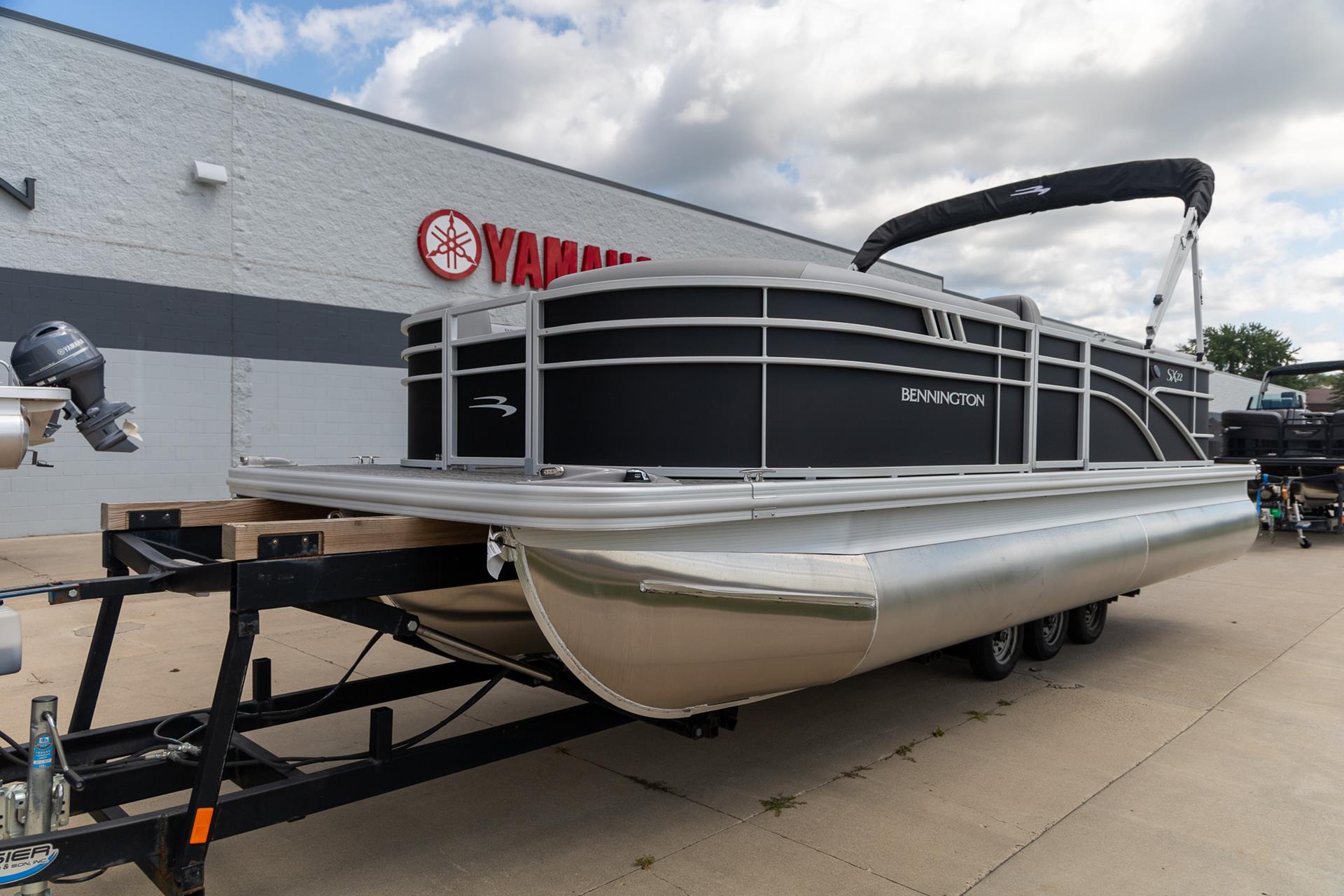 2025 Bennington 22 SXSR in Saint Cloud, Minnesota - Photo 3