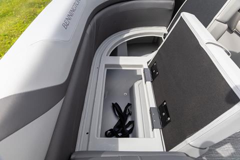 2025 Bennington 22 SXSR in Saint Cloud, Minnesota - Photo 9