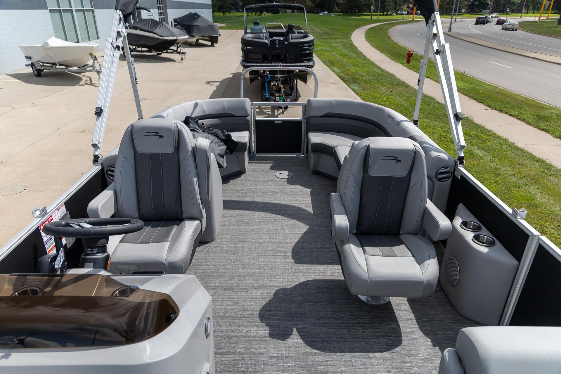 2025 Bennington 22 SXSR in Saint Cloud, Minnesota - Photo 11