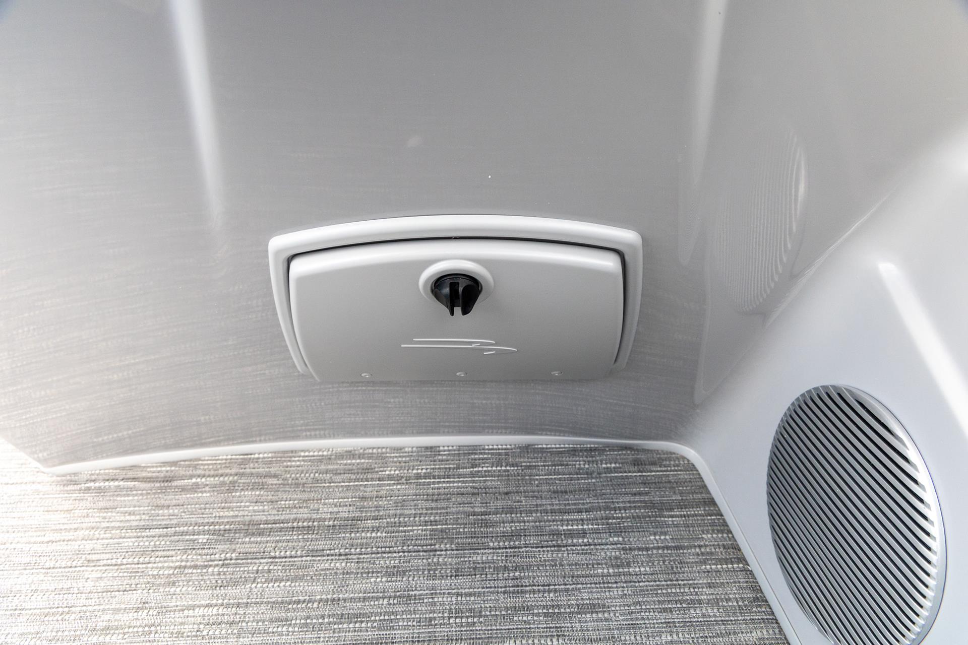 2025 Bennington 22 SXSR in Saint Cloud, Minnesota - Photo 18