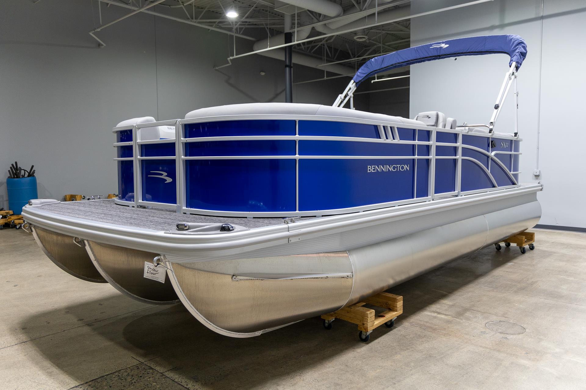 2025 Bennington 22 SXSR in Saint Cloud, Minnesota - Photo 4