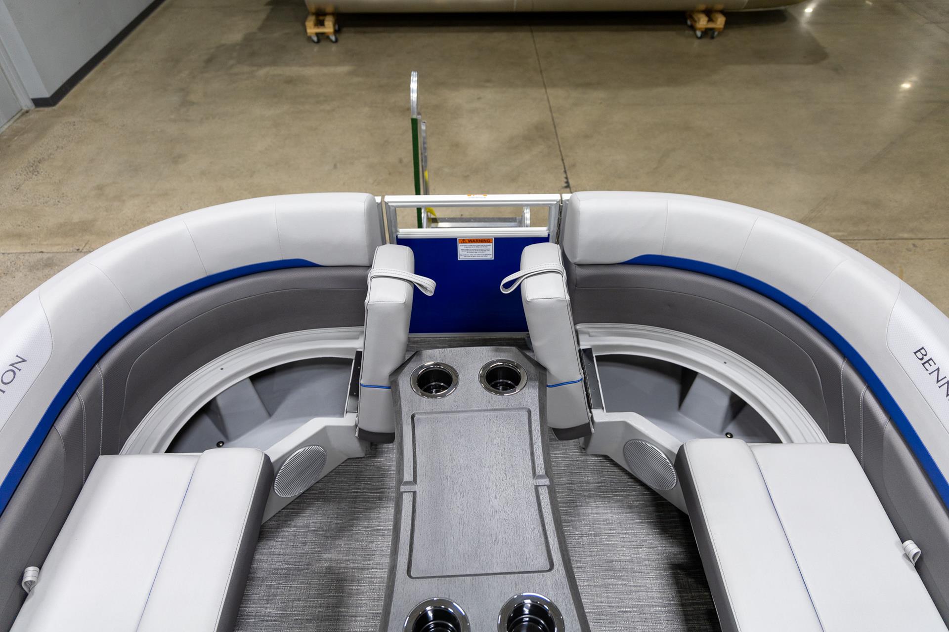 2025 Bennington 22 SXSR in Saint Cloud, Minnesota - Photo 9