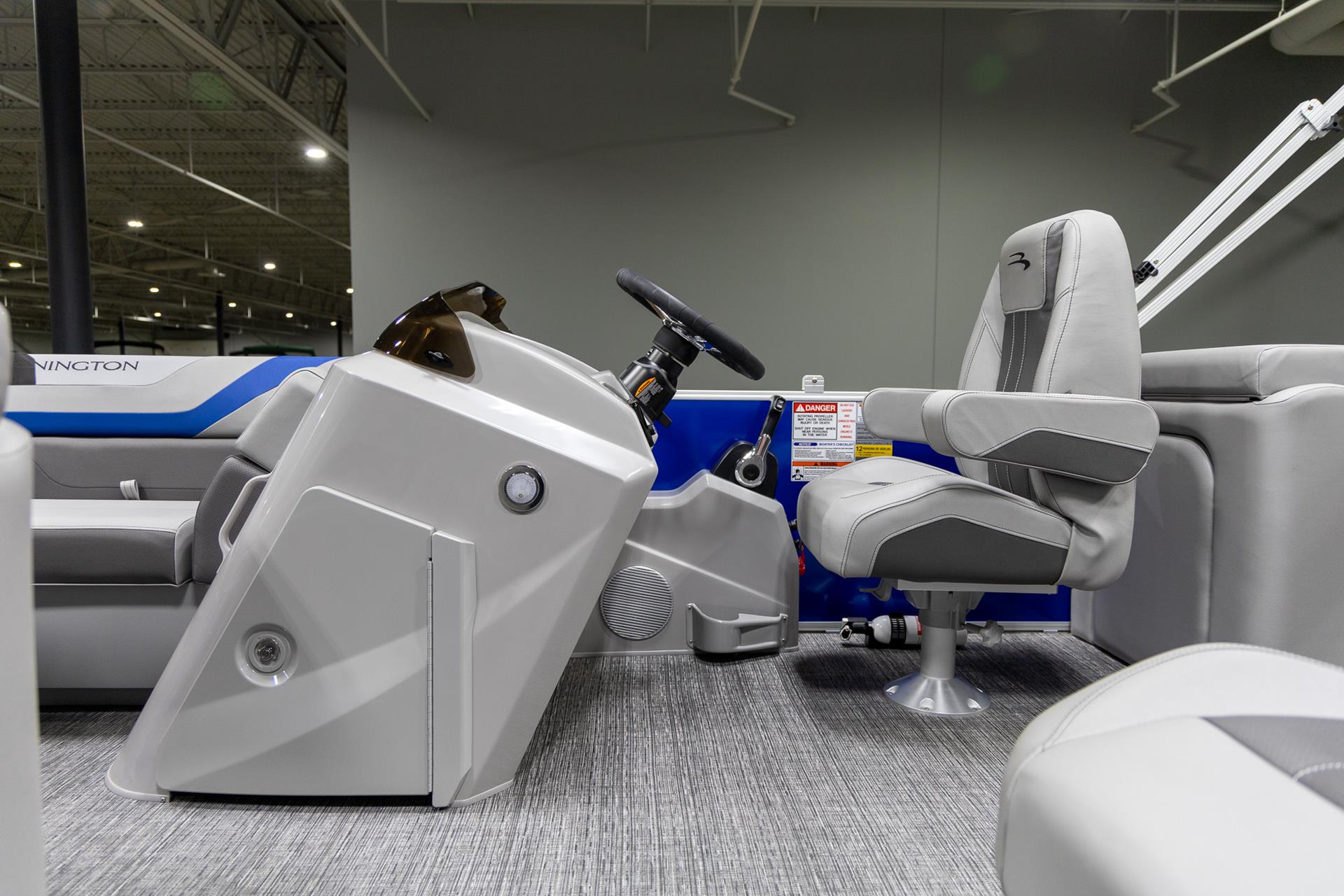 2025 Bennington 22 SXSR in Saint Cloud, Minnesota - Photo 15