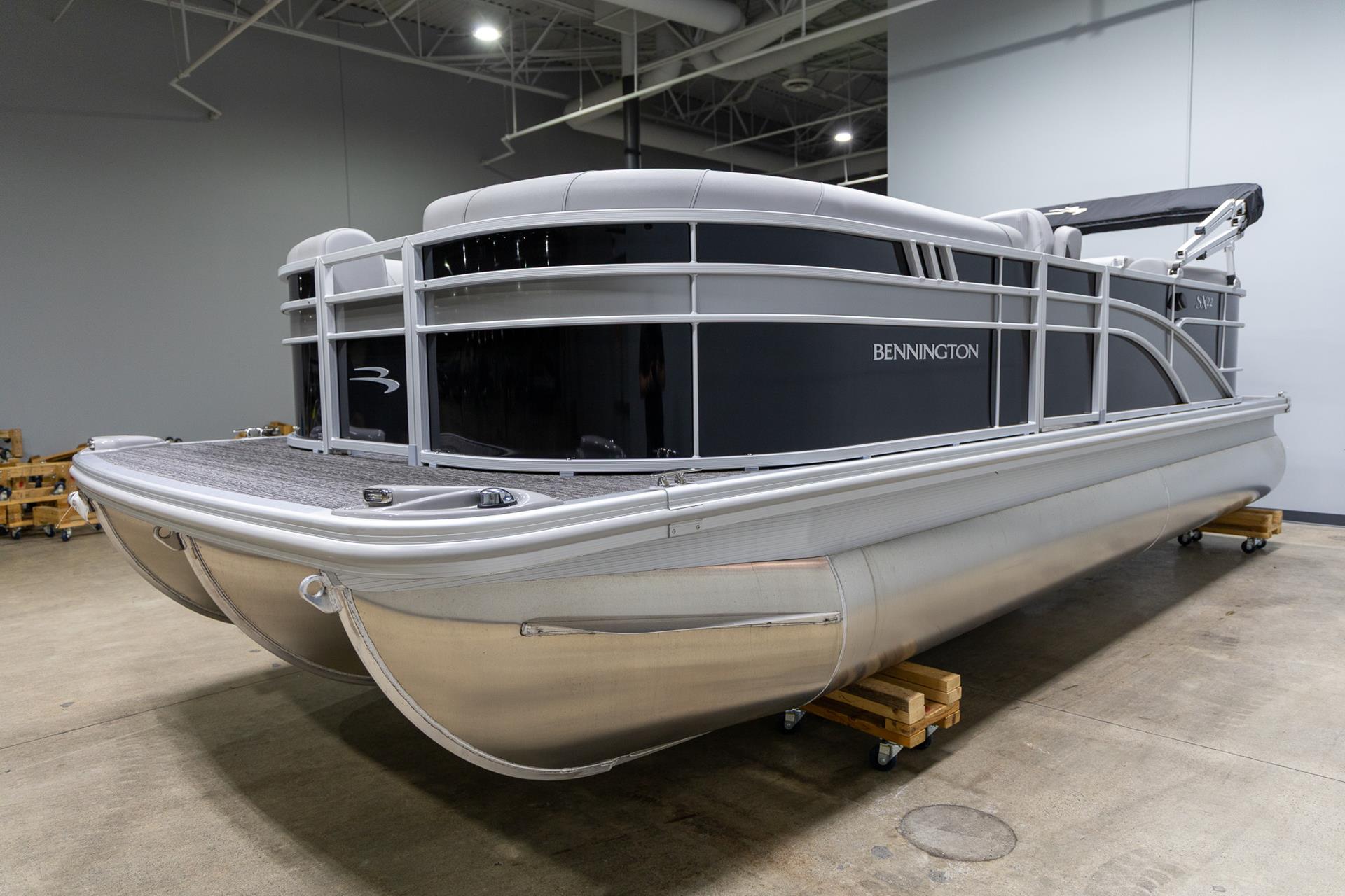 2025 Bennington 22 SXSR in Saint Cloud, Minnesota - Photo 4