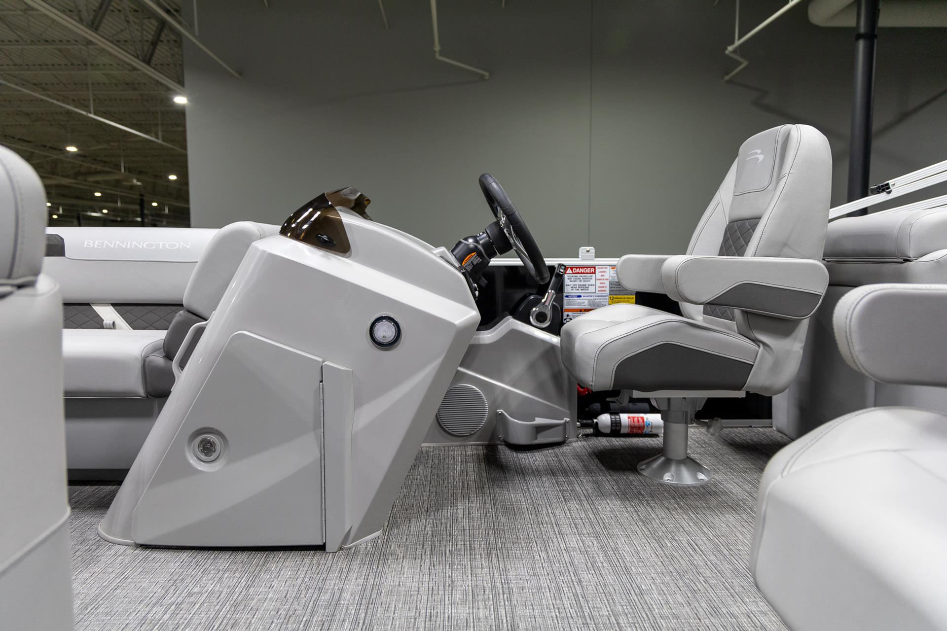 2025 Bennington 22 SXSR in Saint Cloud, Minnesota - Photo 15