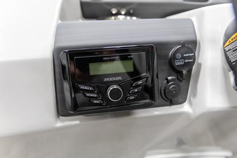 2025 Bennington 22 SXSR in Saint Cloud, Minnesota - Photo 18