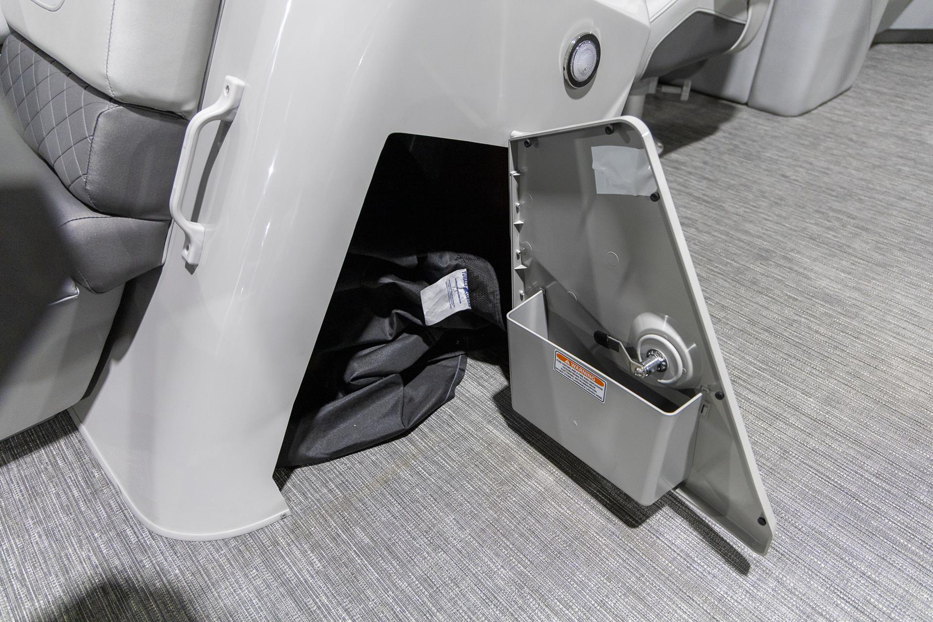 2025 Bennington 22 SXSR in Saint Cloud, Minnesota - Photo 15