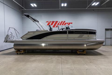 2025 Bennington 22 MSB in Saint Cloud, Minnesota - Photo 2