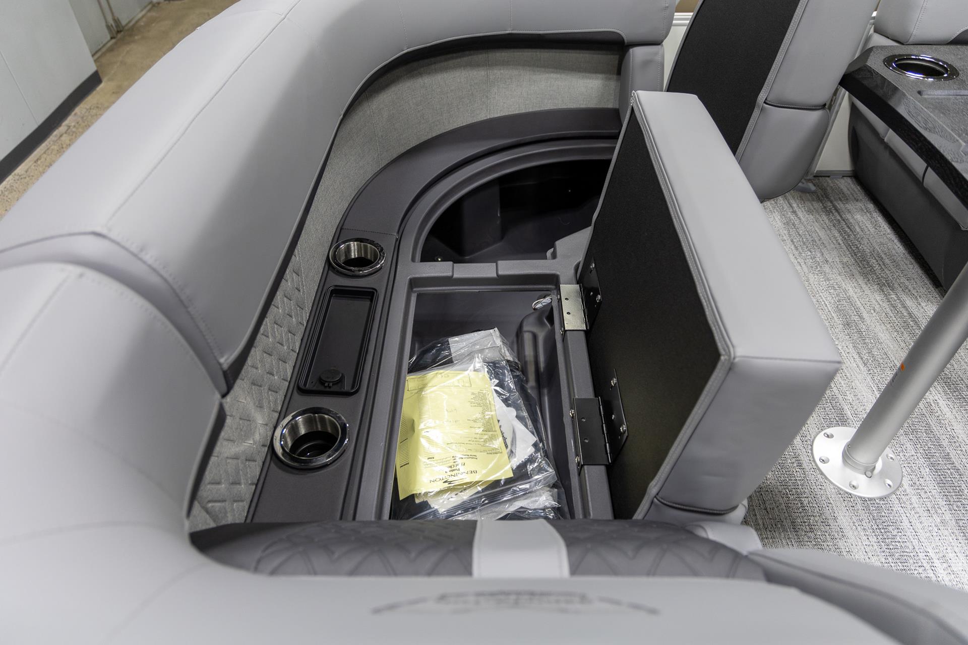 2025 Bennington 22 MSB in Saint Cloud, Minnesota - Photo 12