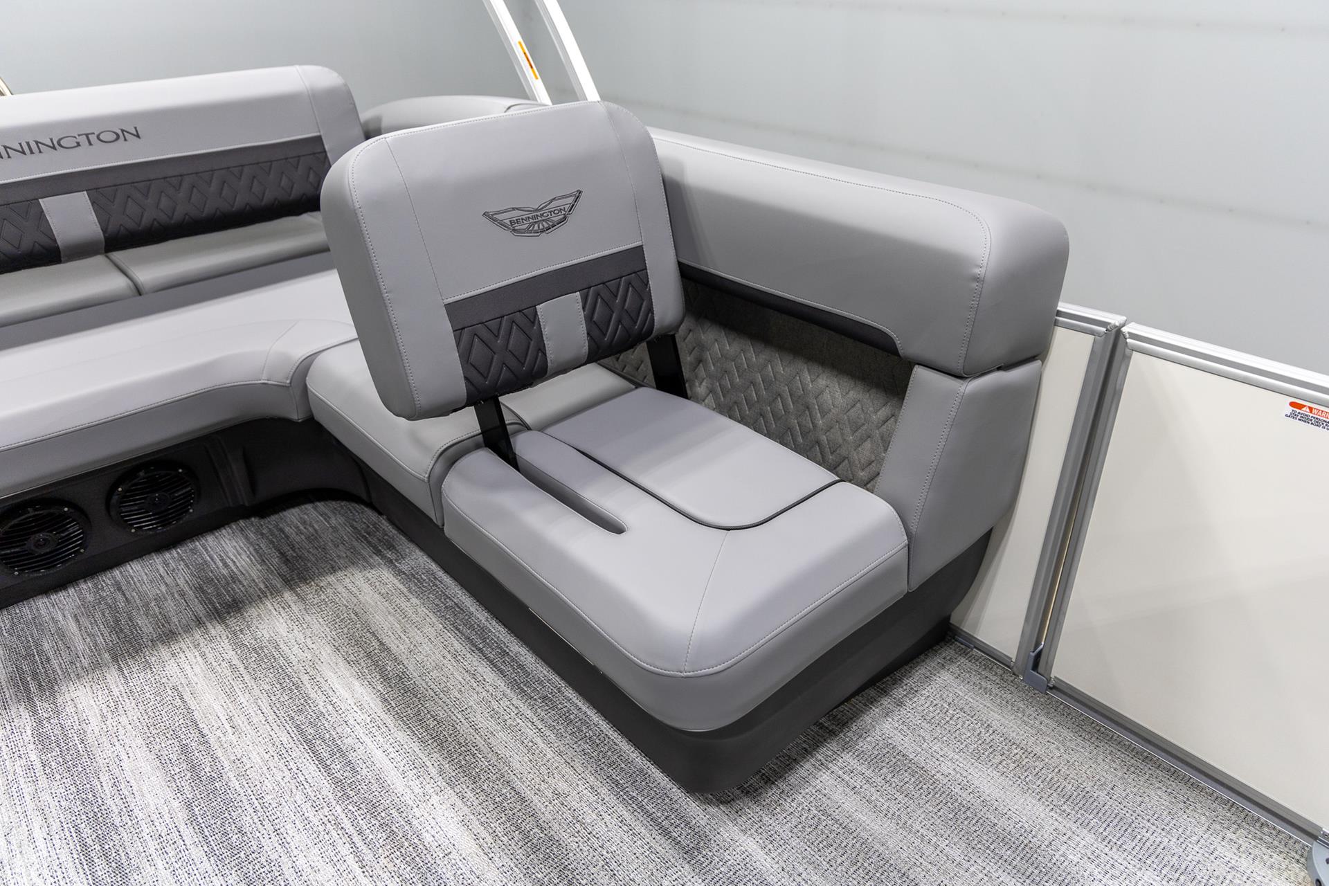 2025 Bennington 22 MSB in Saint Cloud, Minnesota - Photo 14