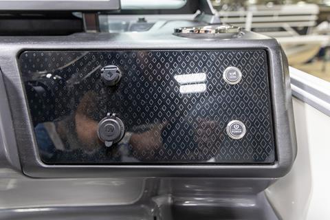 2025 Bennington 22 MSB in Saint Cloud, Minnesota - Photo 23