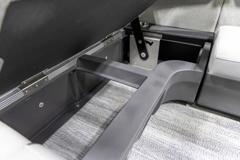 2025 Bennington 22 MSB in Saint Cloud, Minnesota - Photo 27