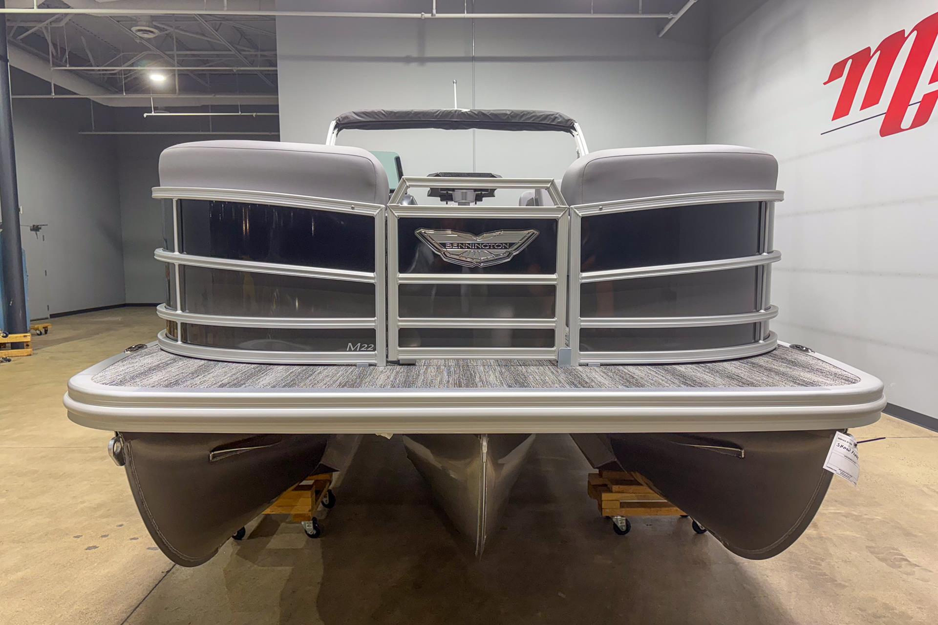 2025 Bennington 22 MSB in Saint Cloud, Minnesota - Photo 3