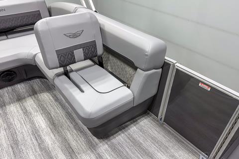 2025 Bennington 22 MSB in Saint Cloud, Minnesota - Photo 13