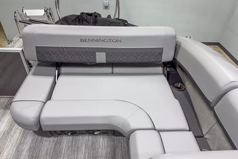2025 Bennington 22 MSB in Saint Cloud, Minnesota - Photo 14