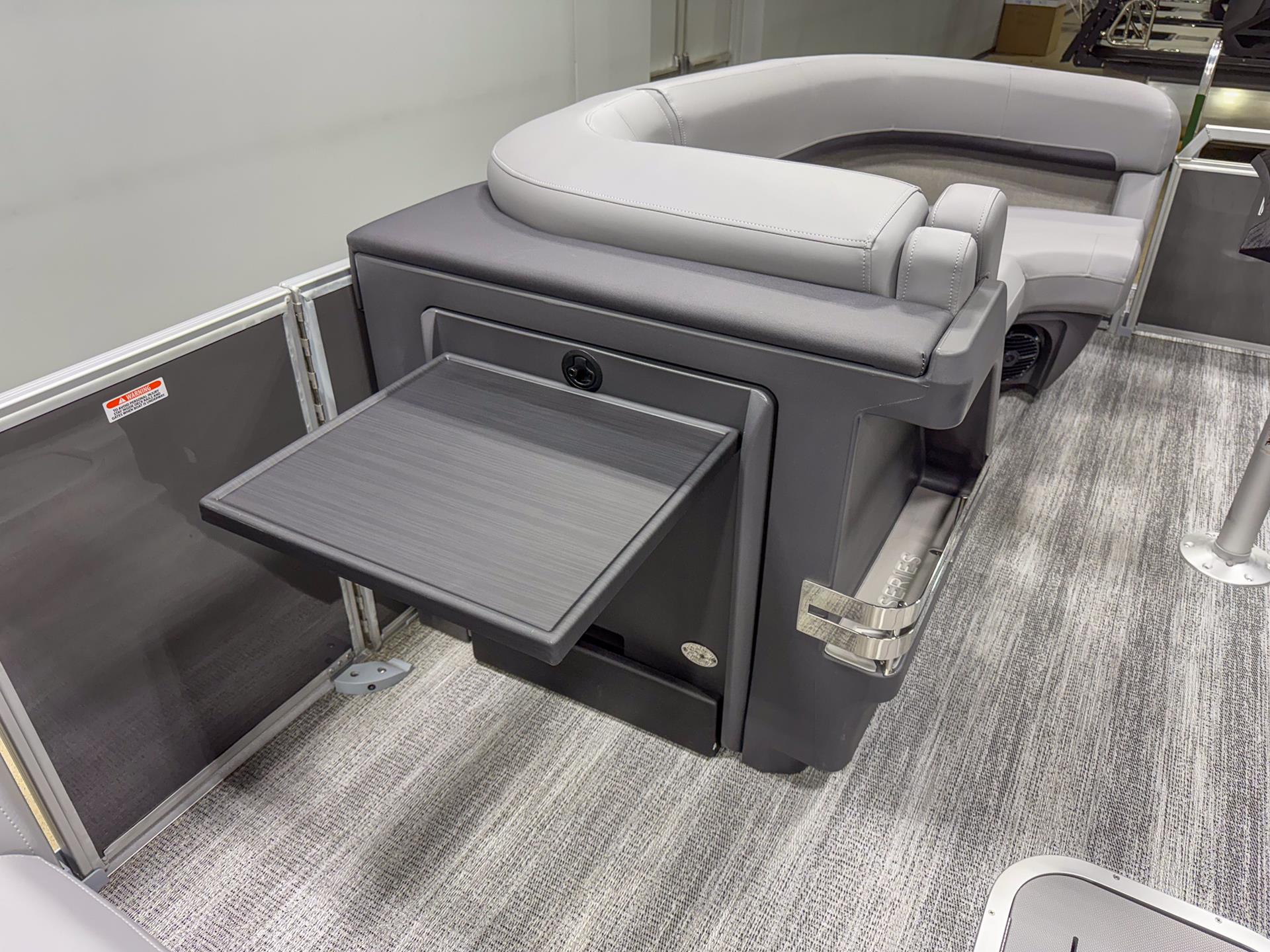 2025 Bennington 22 MSB in Saint Cloud, Minnesota - Photo 19