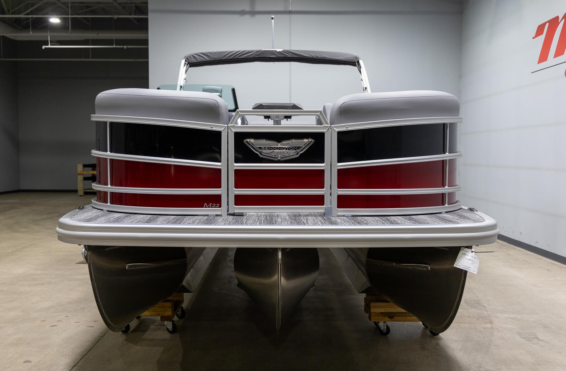 2025 Bennington 22 MSB in Saint Cloud, Minnesota - Photo 3