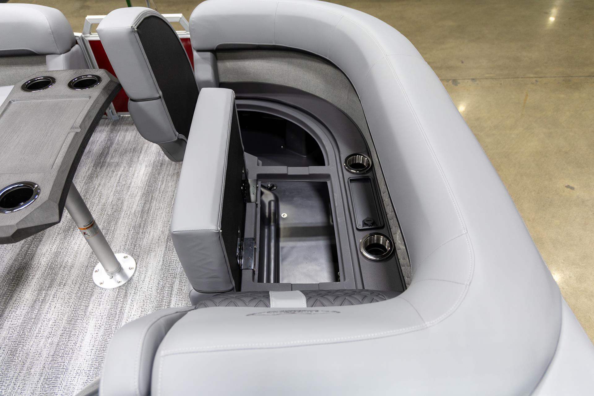 2025 Bennington 22 MSB in Saint Cloud, Minnesota - Photo 10