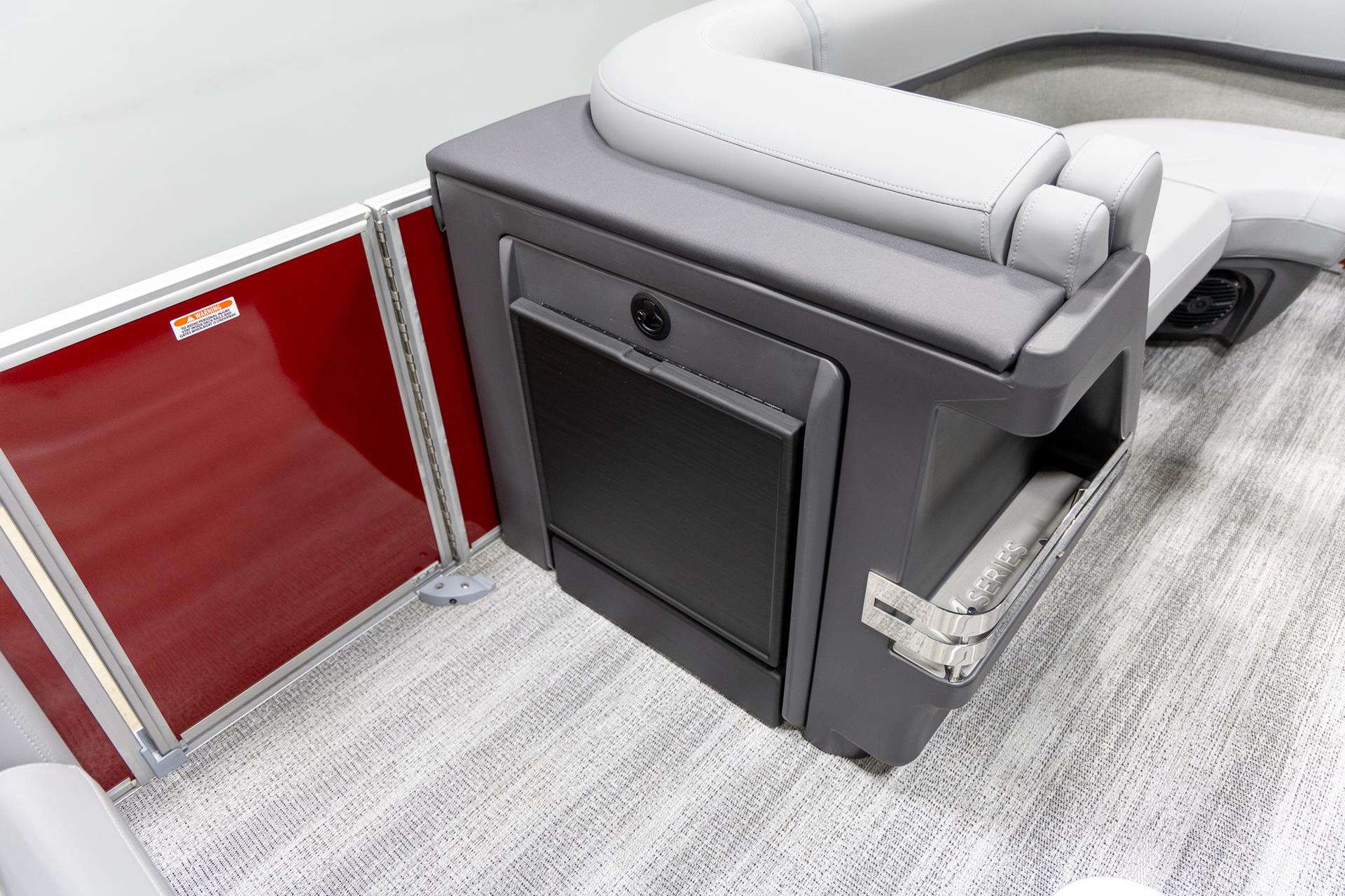 2025 Bennington 22 MSB in Saint Cloud, Minnesota - Photo 17