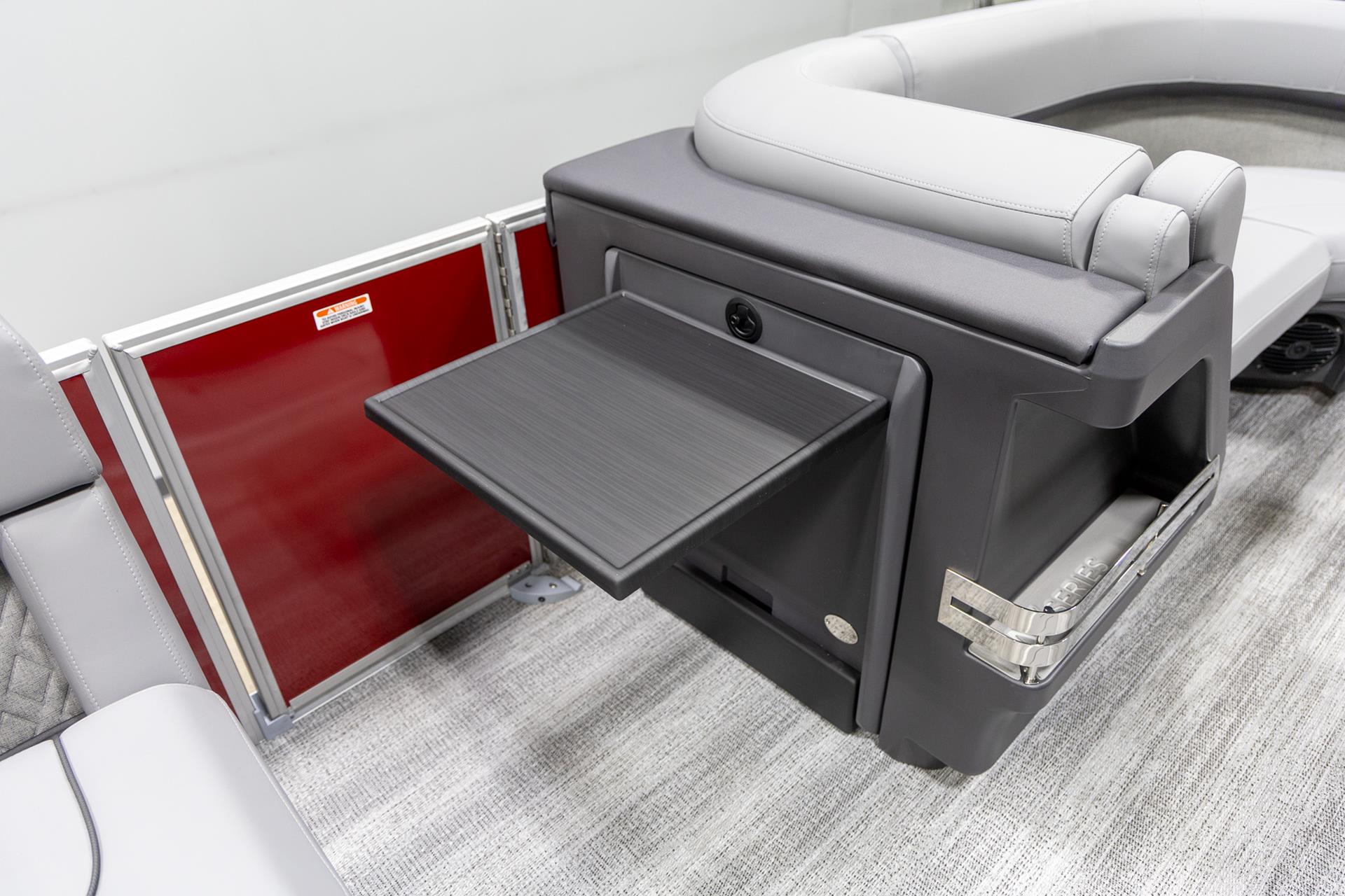 2025 Bennington 22 MSB in Saint Cloud, Minnesota - Photo 18