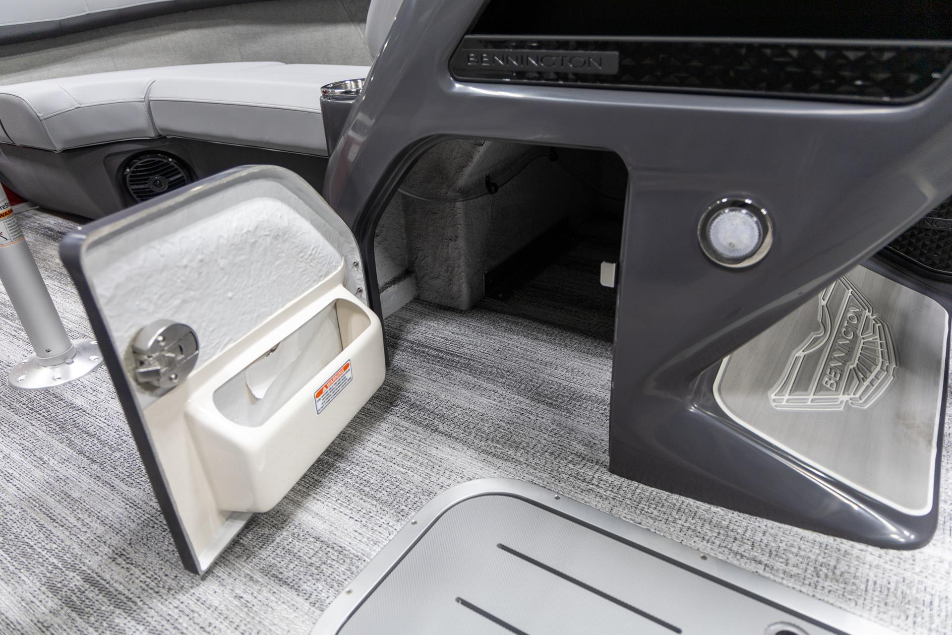 2025 Bennington 22 MSB in Saint Cloud, Minnesota - Photo 21