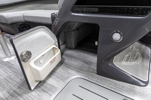 2025 Bennington 22 MSB in Saint Cloud, Minnesota - Photo 21